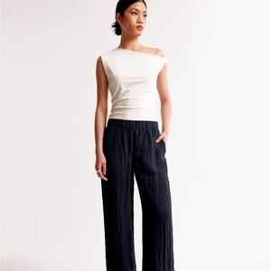 Women’s Navy Crinkle Pants - Abercrombie